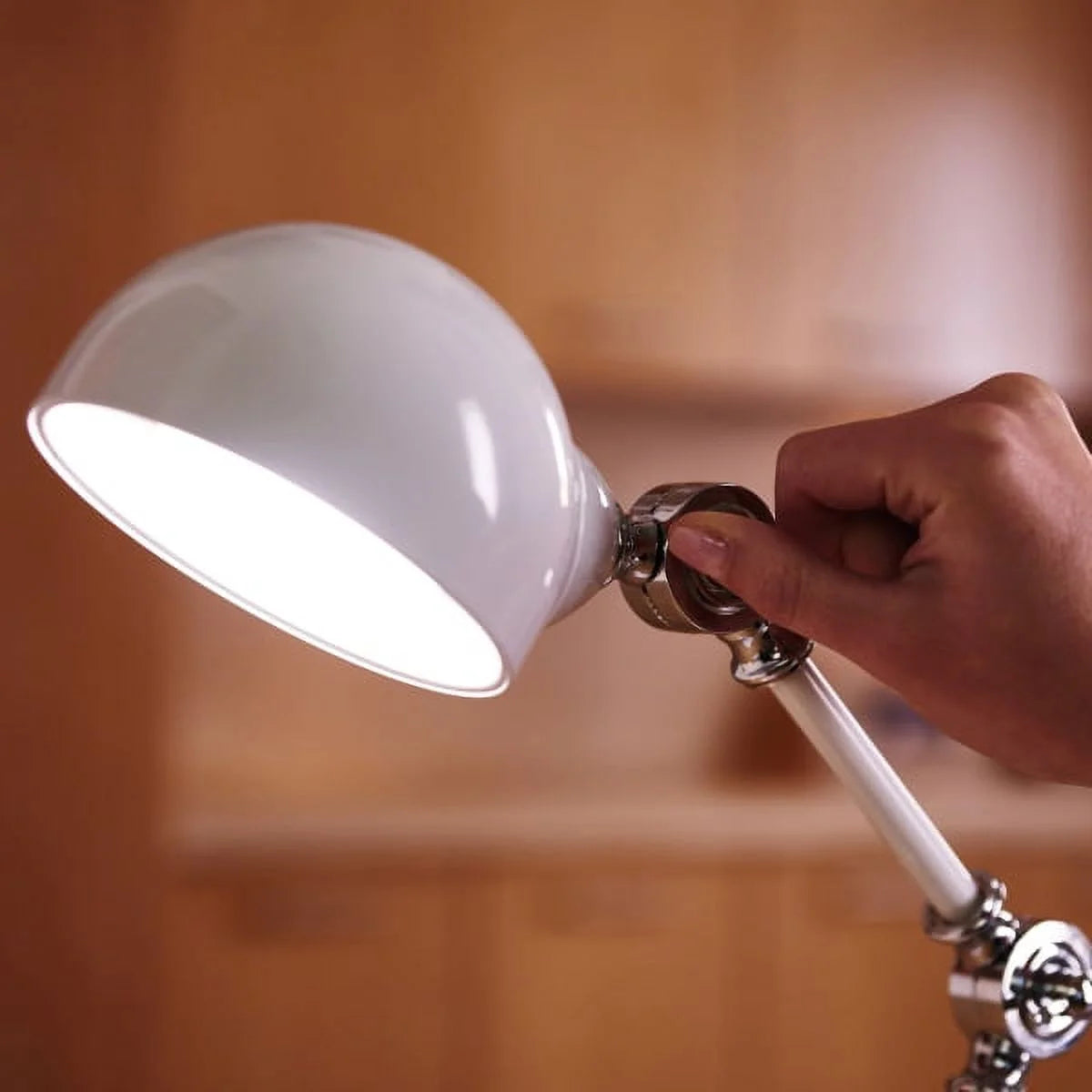White LED Desk Lamp D8612