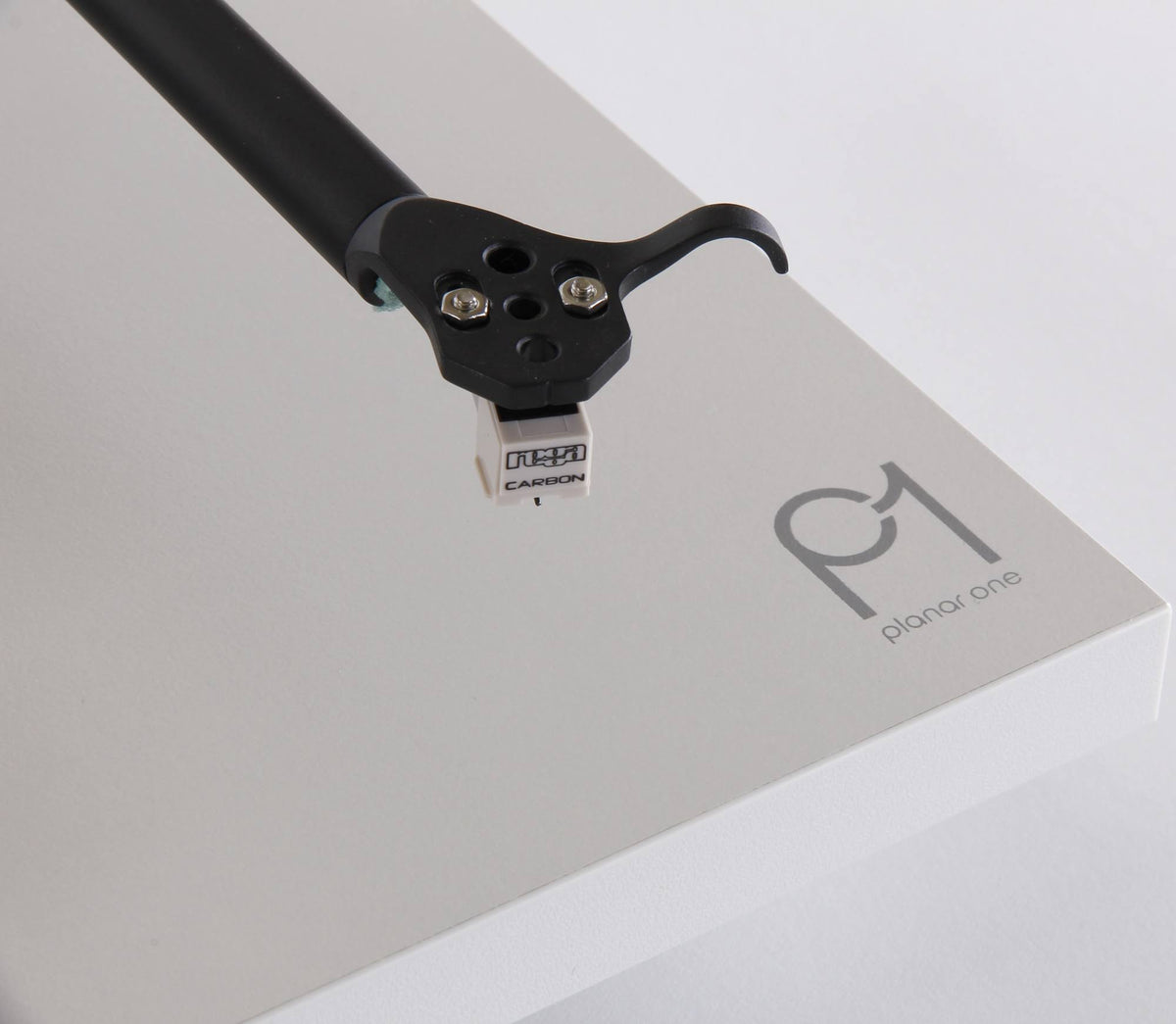 Matte White Turntable with Carbon Cartridge A864952