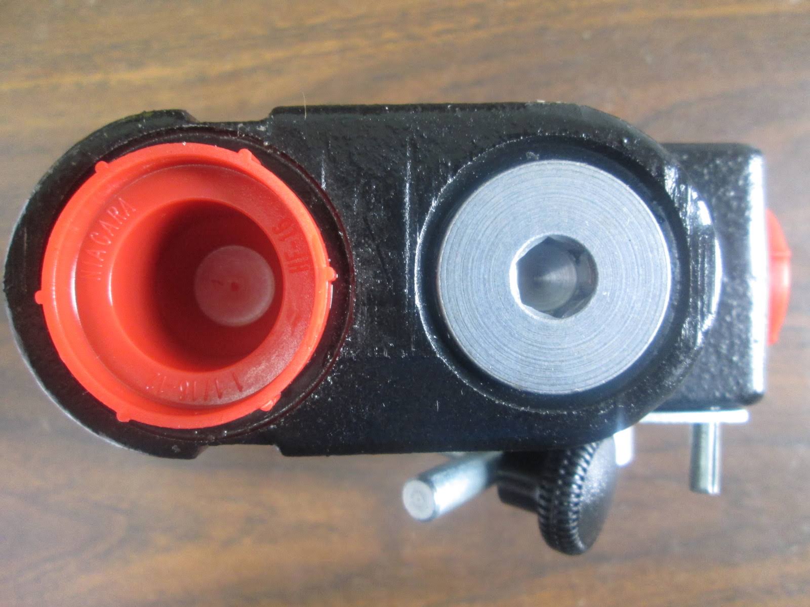 Adjustable Flow Control Valve, #12 SAE Ports, 0–30 GPM A2592