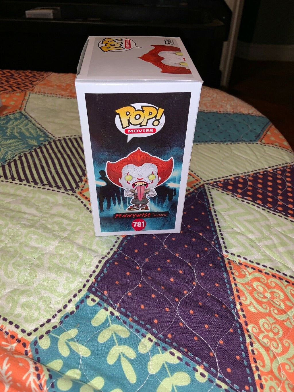 Pennywise Vinyl Figure Z751603