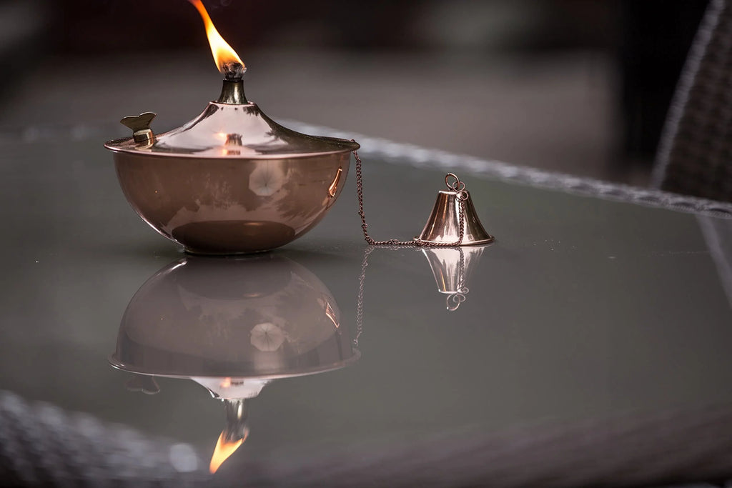 Metal Oil Lamp Outdoor, 54" Tall, 32oz Oil Lamp (Smooth Copper) L921