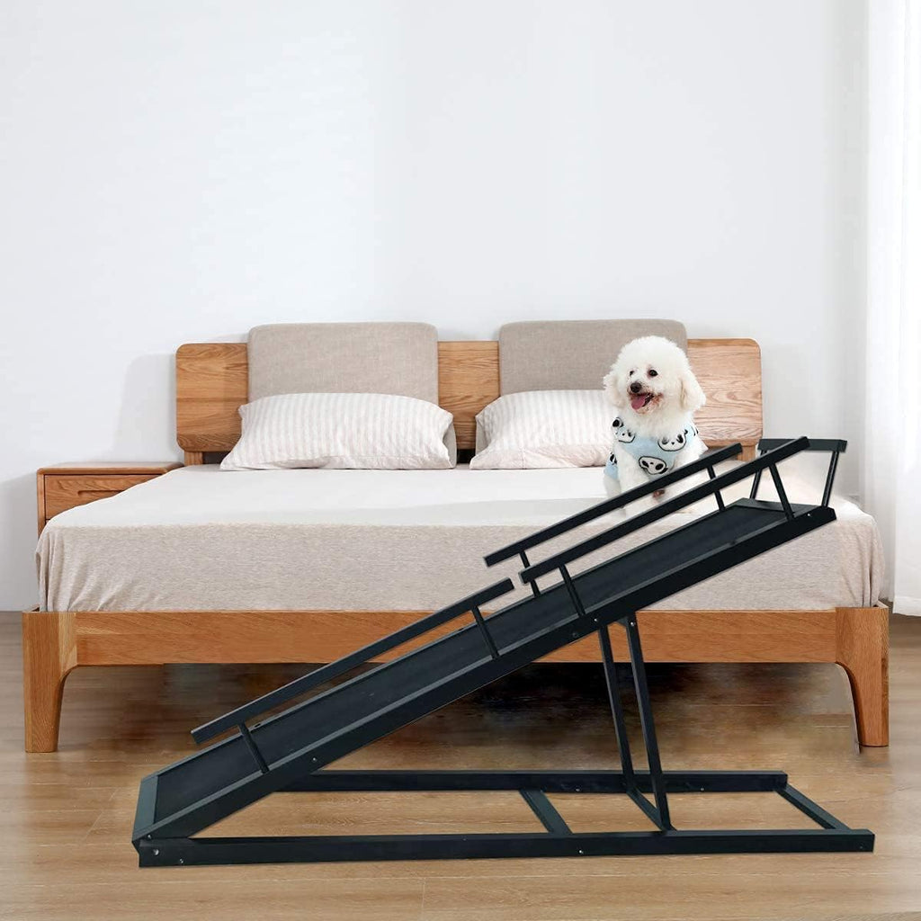 Hardwood Folding Dog Ramp with Non-Slip Carpet and Safety Rails R320939