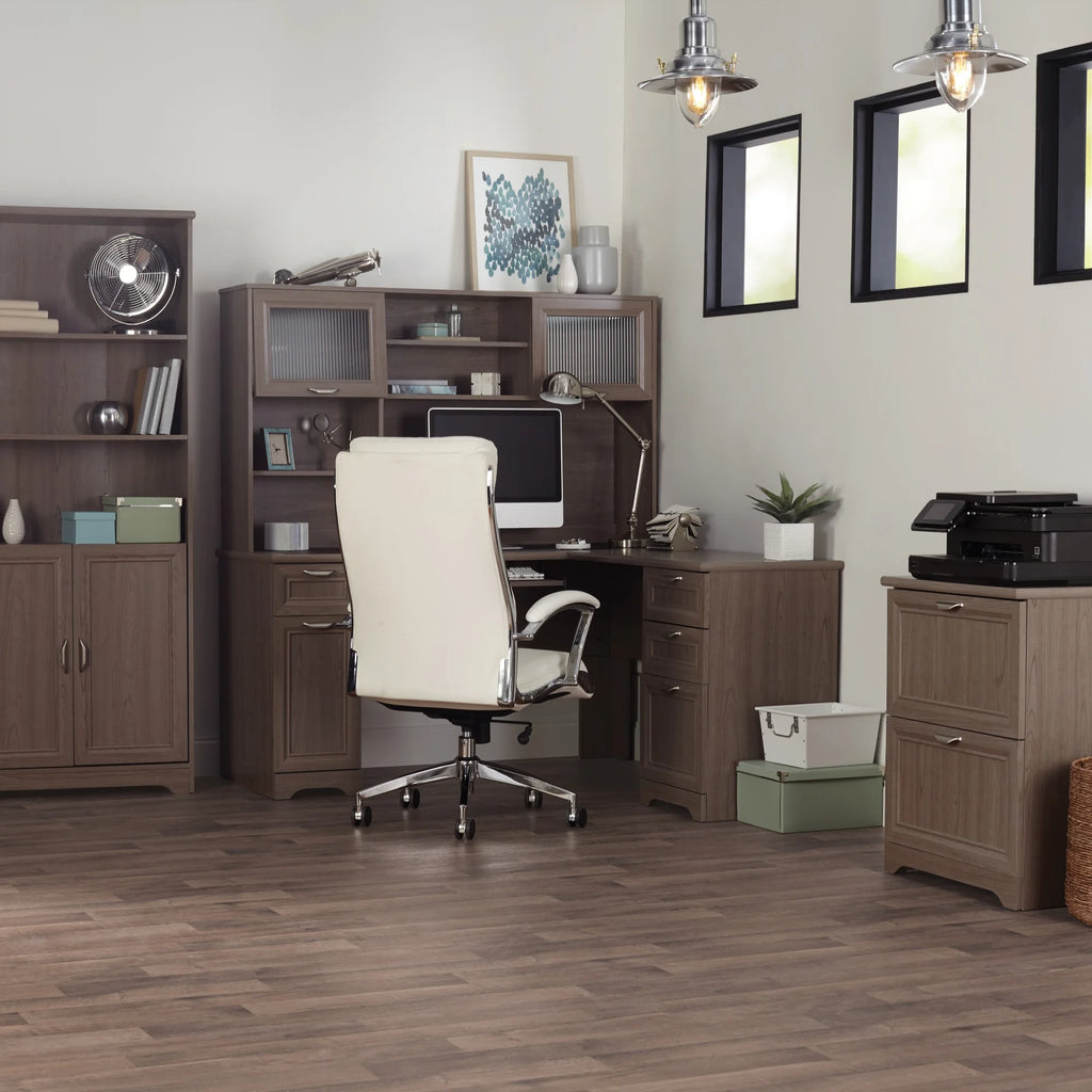 Gray Hutch O99020