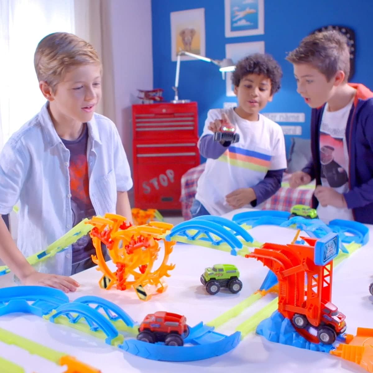 Glow in The Dark Race Car Track Playset, 45 Pcs with Lights L5782