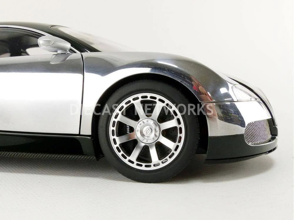 1/18 Bugatti Veyron Racing Green O909026