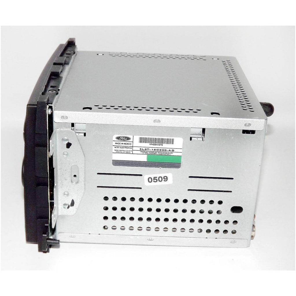 Black Radio Am FM CD Player with AUX Input Q52882