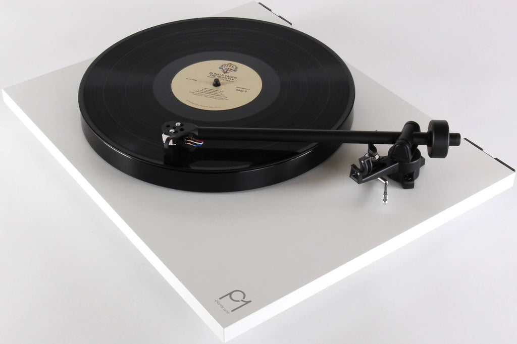 Matte White Turntable with Carbon Cartridge A864952