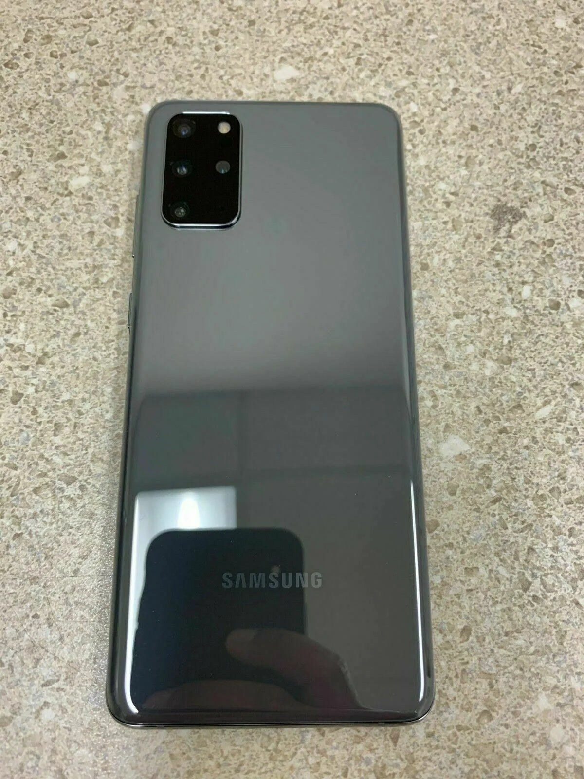 Open Box Samsung Galaxy S20+ Plus 5G 128GB Factory Unlocked T1927