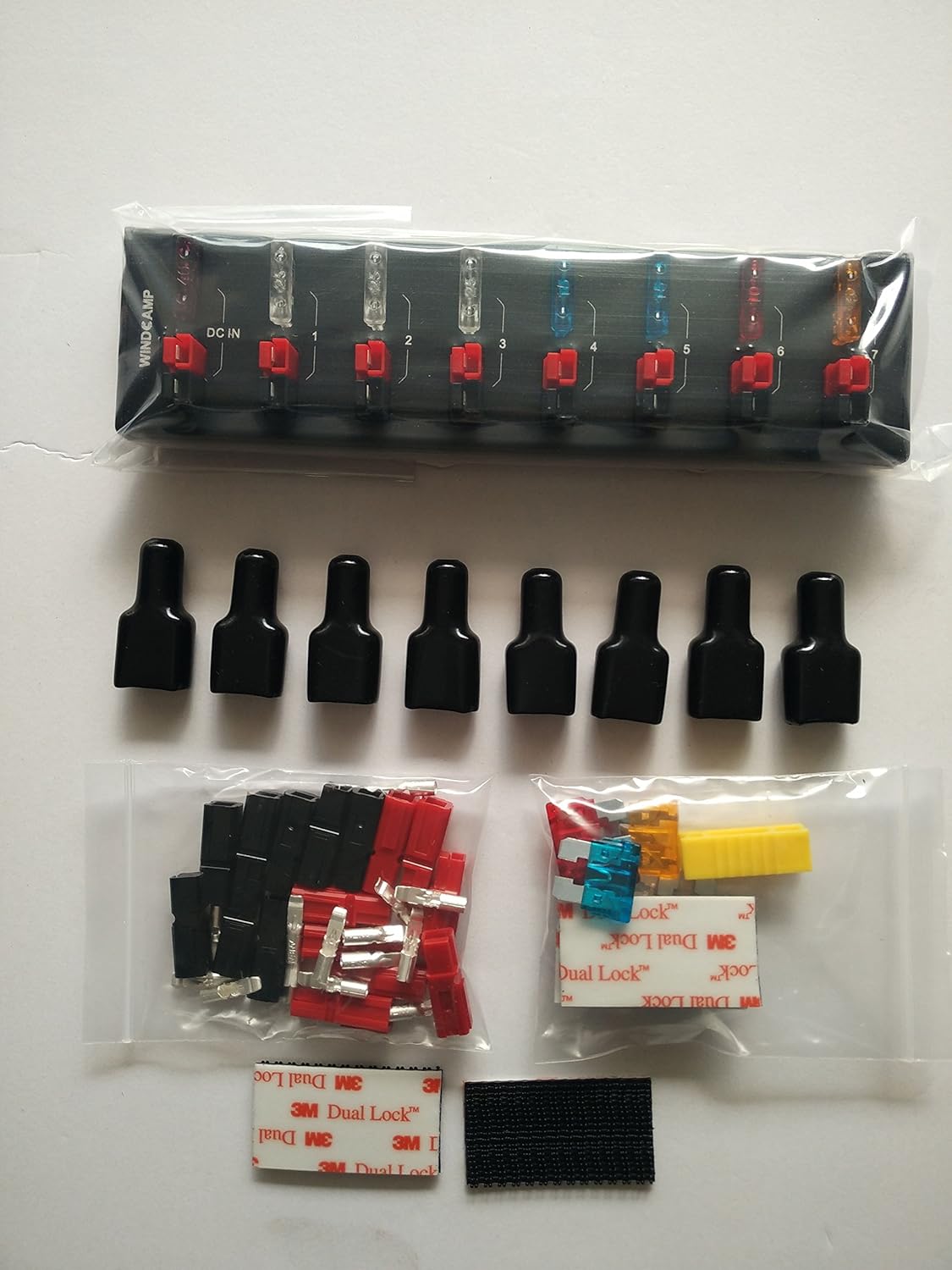 8 Port 40A Power Splitter Distributor Source Strip Q538386