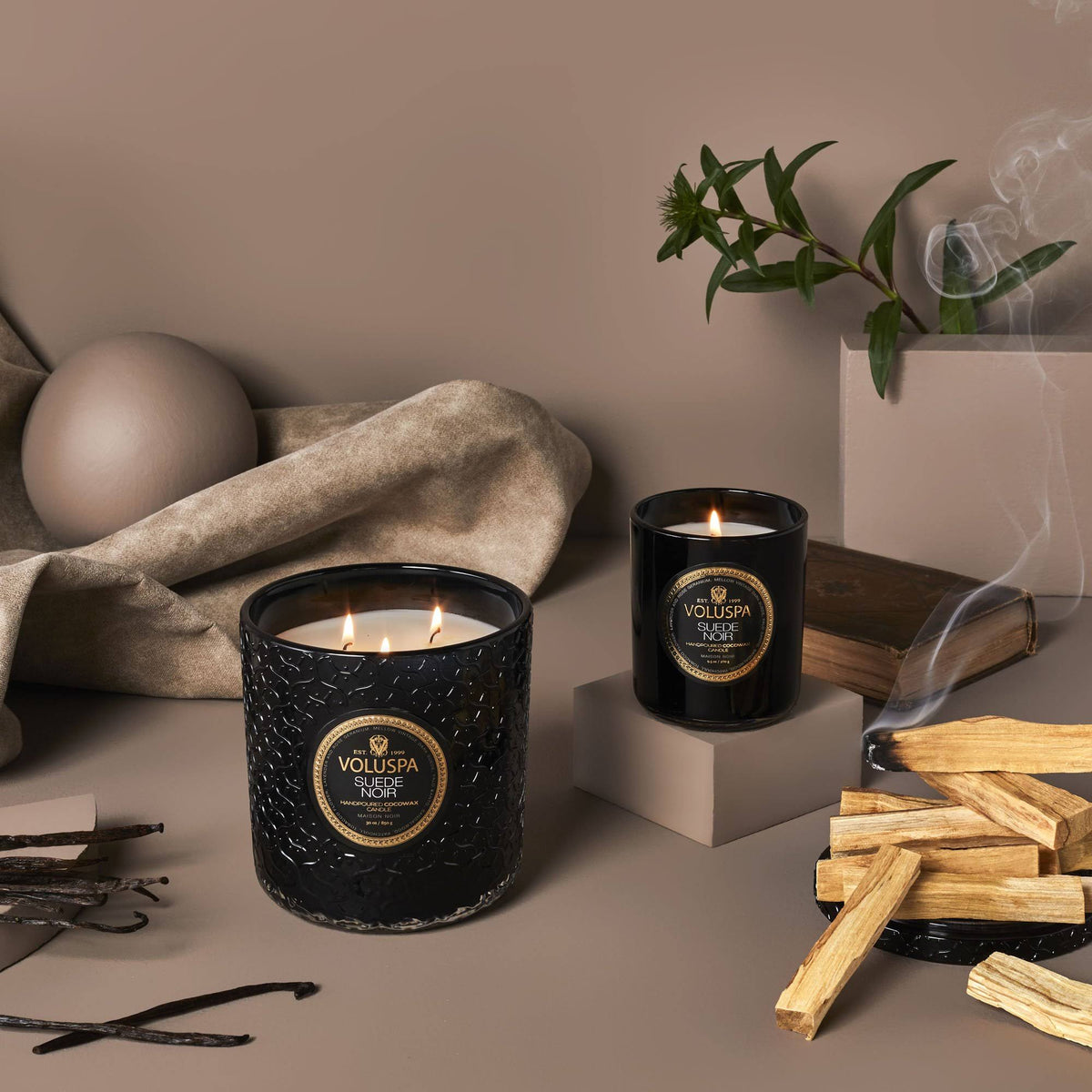 Black Suede Noir Luxe Candle E964340