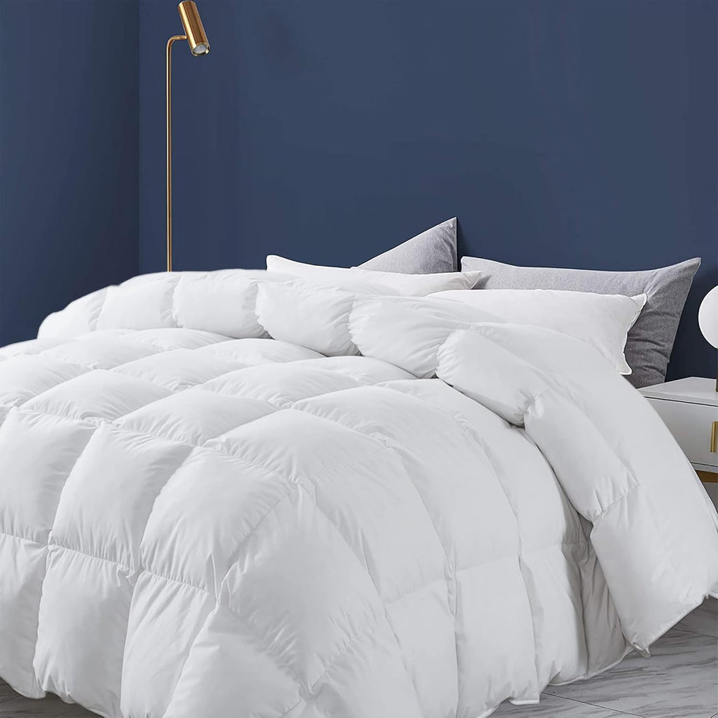 White Cal-King Size Feather & Down Cotton Comforter with 4 Corner Tabs V85425