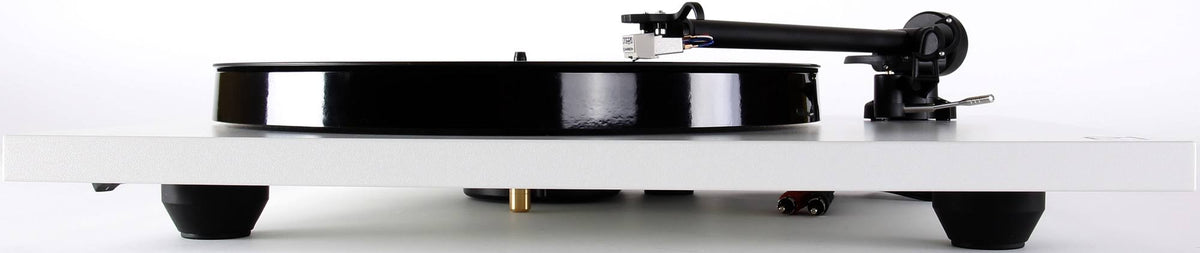 Matte White Turntable with Carbon Cartridge A864952