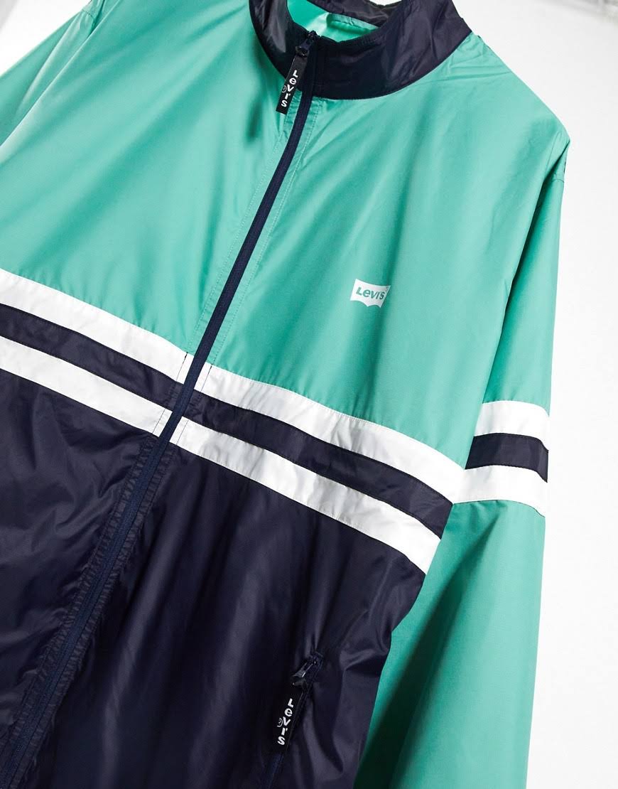 XL Color Blocked Levi's R60446