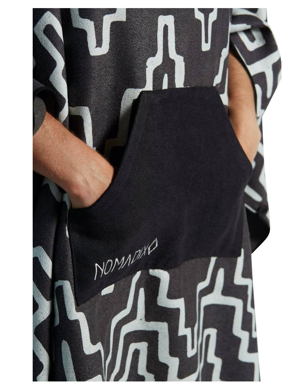 Teton Black Poncho Towel M746333